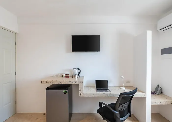 Budget King Room